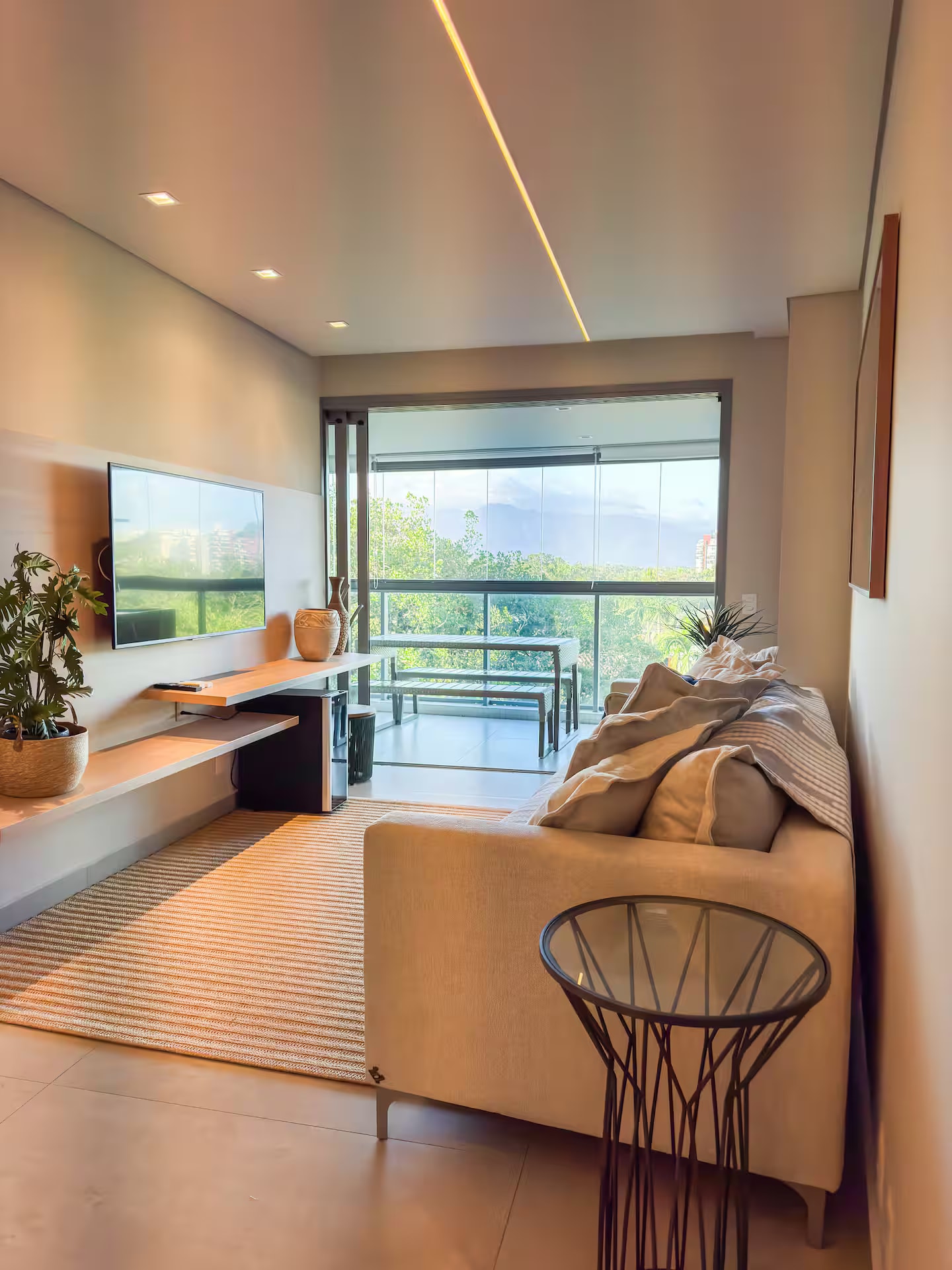 San Sebastian 412 — Módulo 5 · Largo dos Coqueiros, 21 - Riviera de São Lourenço, Bertioga - SP